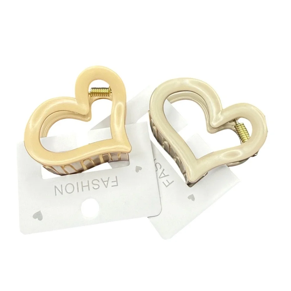 Set of 2 Heart Shaped Hair Claw Clips Neutral Beige‎ Cream Matte Glossy Finish